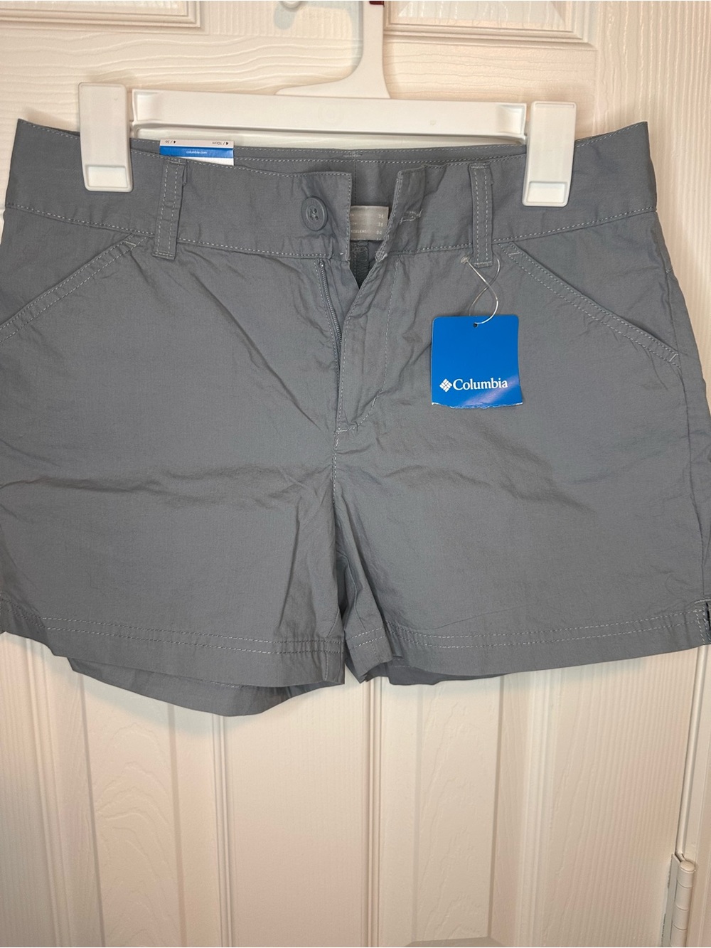 Columbia Women's Gray Outdoor Utility Shorts